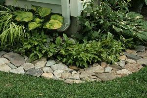 garden edging ideas source: plantedwell.com XQVTMOM