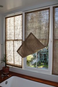 last week i made some new burlap window coverings for the master bathroom.  i made MRCYQWC