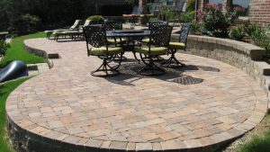 patio pavers circular-raised-patio-pavers FYLIMPC