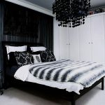 black and white bedroom home decorating trends - homedit HATEXKT