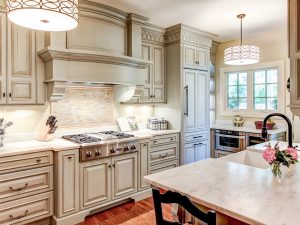 painting kitchen cabinets best way to paint kitchen cabinets: hgtv pictures u0026 ideas | hgtv MITOYDK