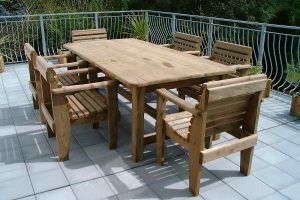 round wooden garden table and 6 chairs starrkingschool HEOXCTL