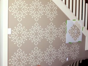 wall stencils extend design to wall edges UGPXKZL