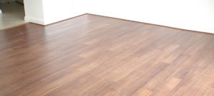 Floating laminate floor delightful laminate flooring floating 2 AQHUFSM