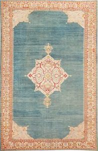 oushak rugs strongly outlined palmettes and delicate botanical decorations adorn the  central medallion of IXQCNHI