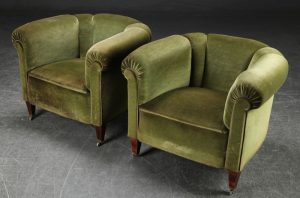 2 antique armchairs in green velour - Europe - 1920s - Catawiki