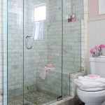 Absolutely Stunning Walk-In Showers for Small Baths | Makeover Ideas