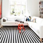 Tip Of The Week: Black and White Striped Rugs | Décor Aid