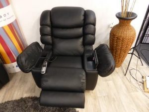 La-Z-Boy Cool Leather Recliner,Massage & built in fridge cooler