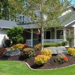 Front yard landscaping designs, DIY ideas, photo gallery and 3D