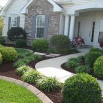 20 Simple But Effective Front Yard Landscaping Ideas | Landscaping