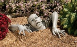 Plowing Through Life: Weird And Wacky Garden Ornaments