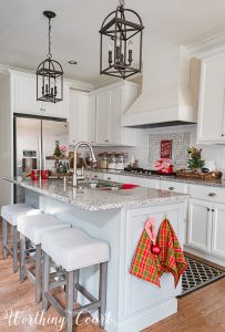 My Christmas Kitchen Decor + A Giveaway And An Exclusive Offer