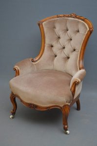 Victorian Armchair - Antiques Atlas