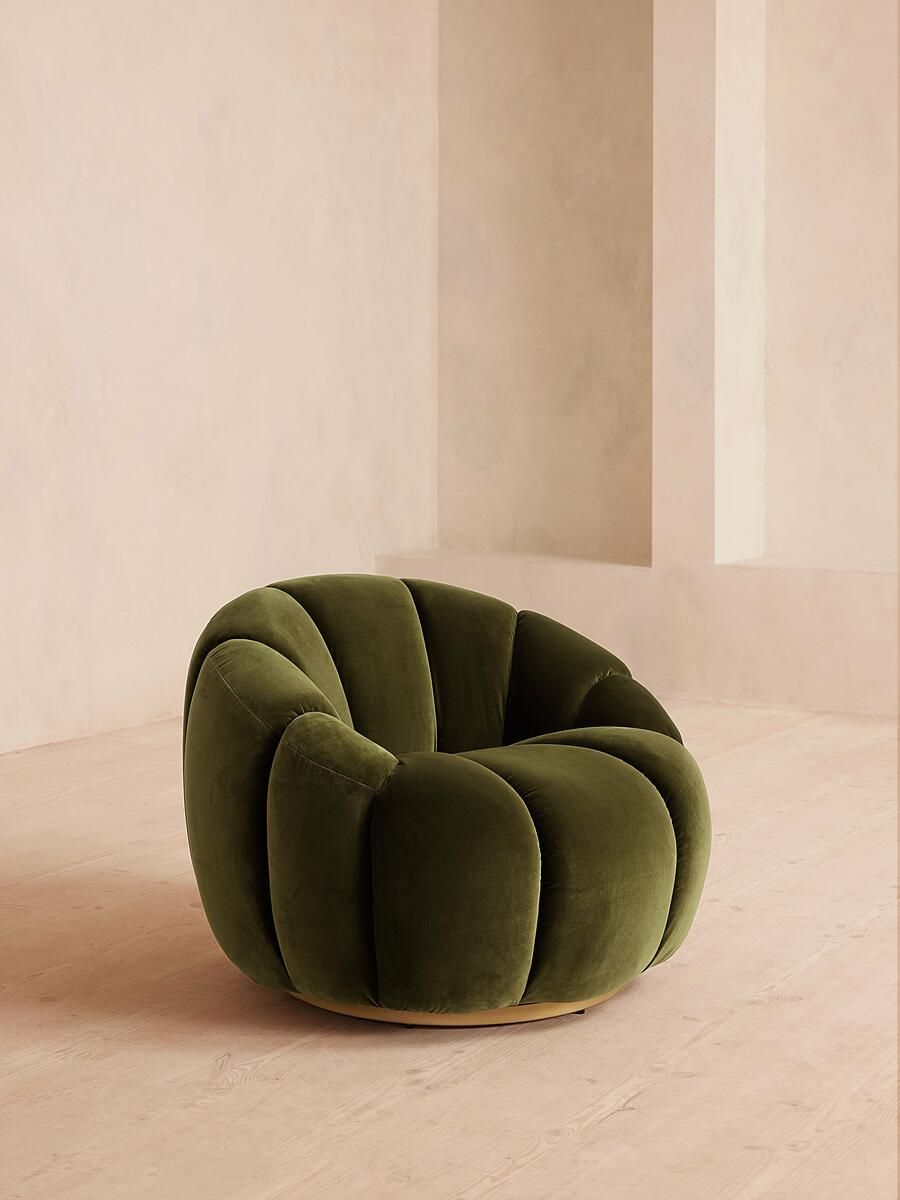 Exploring the Benefits of Armchair Swivel