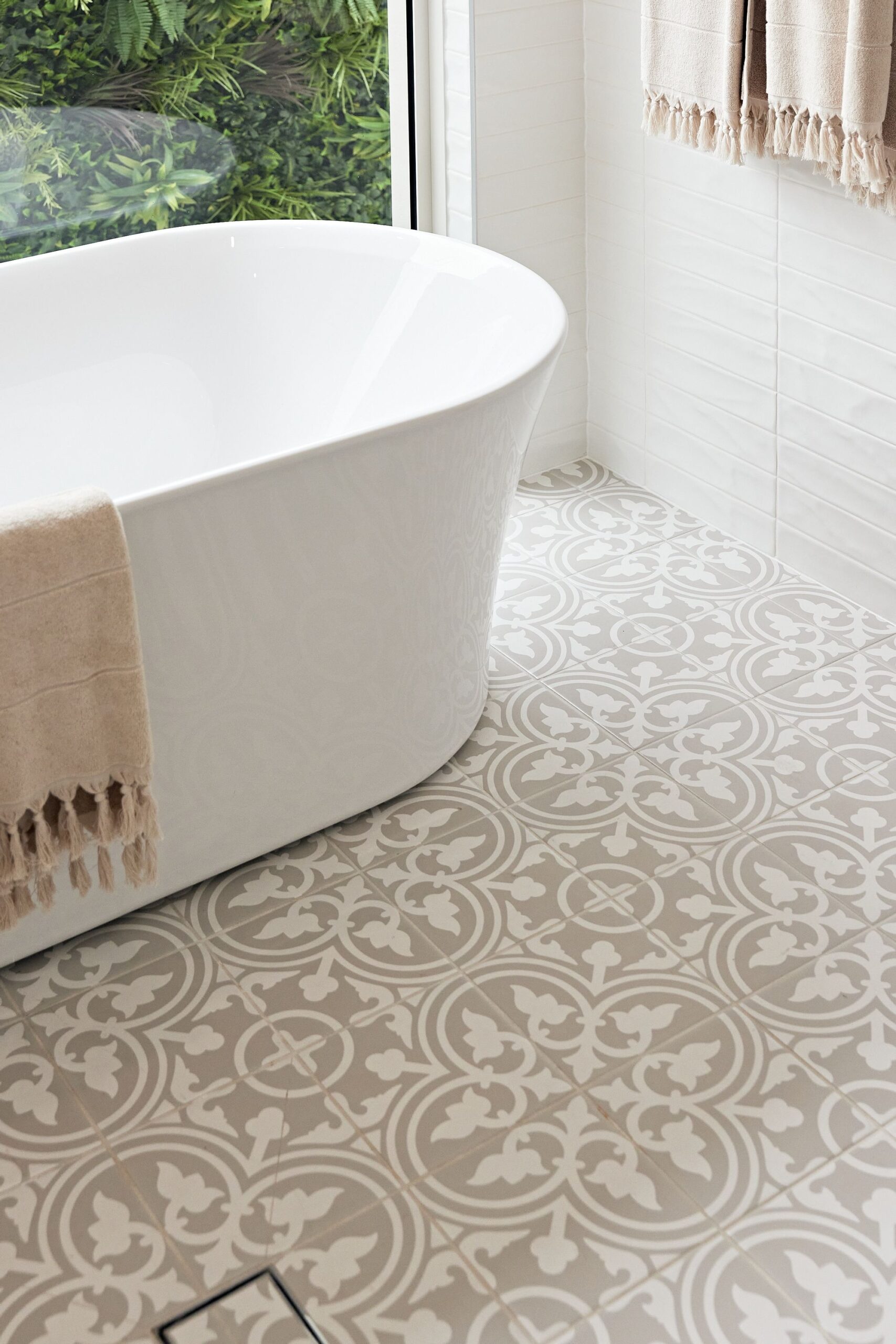 Choosing the Perfect Bathroom Floor Tiles