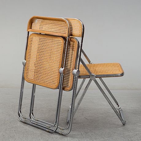 Why Folding Chairs are a Must-Have