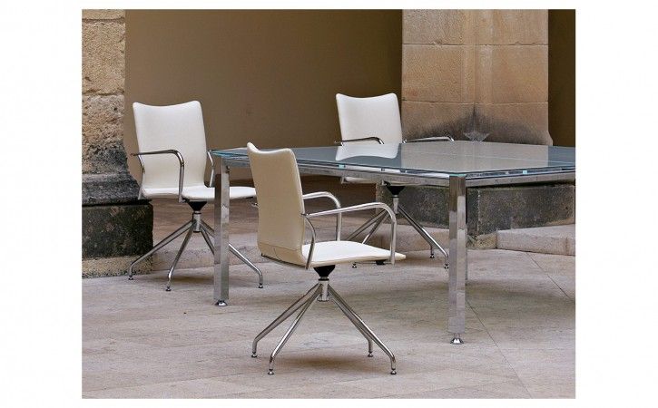 The Ultimate Guide to Boardroom Chairs