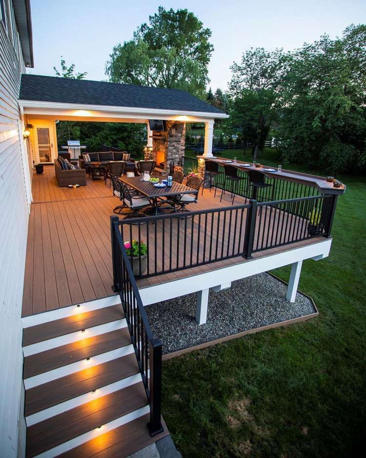 Elegant Solutions for Deck Railing