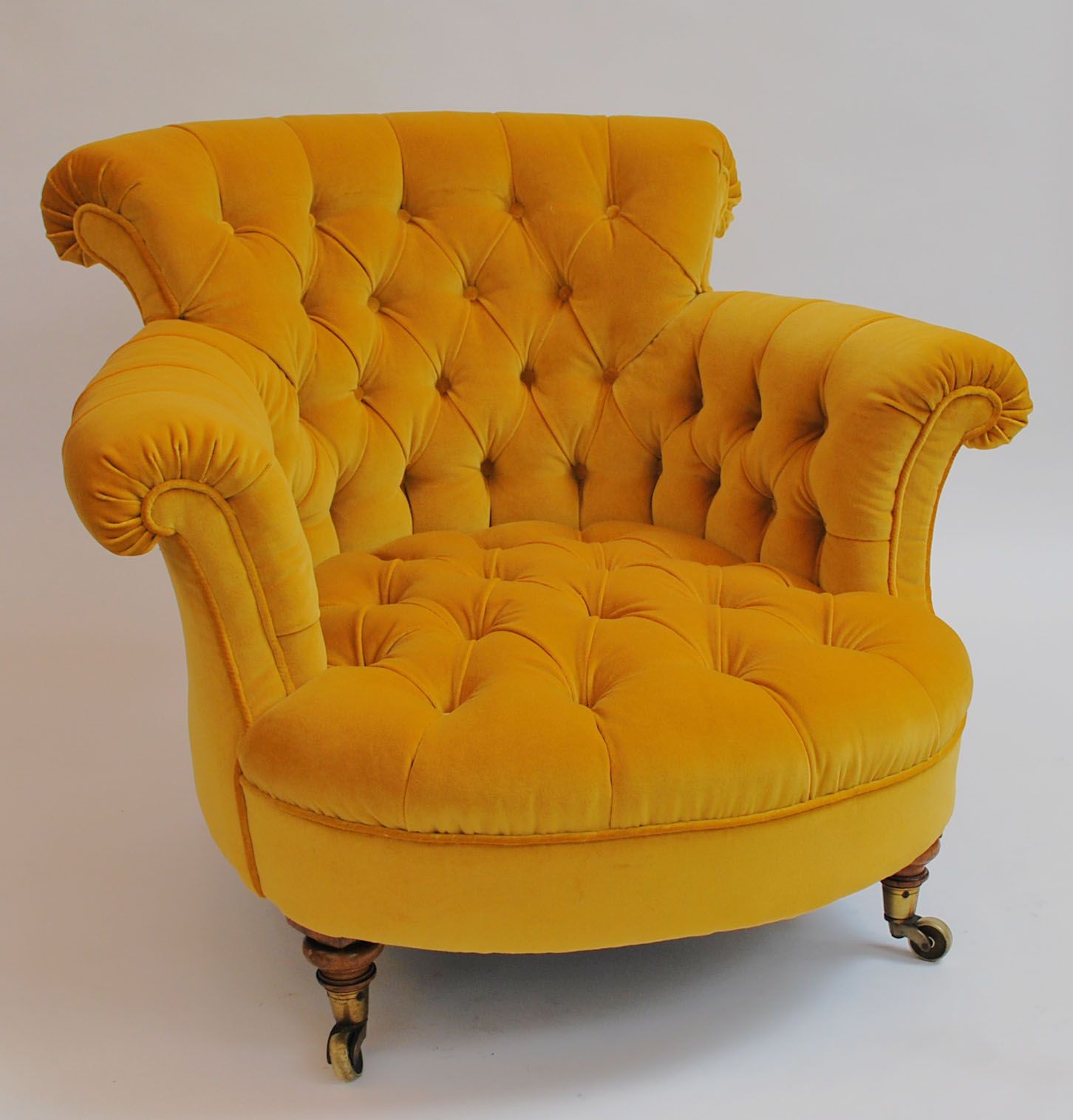 The Elegance of a Yellow Velvet Chair