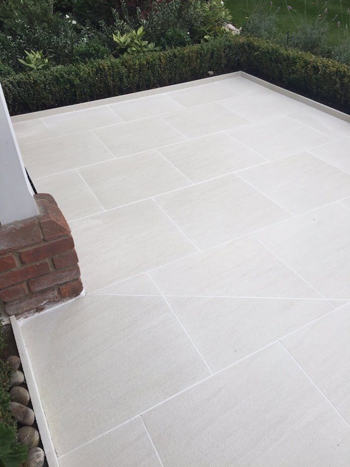 Top Trends in Modern Patio Pavers