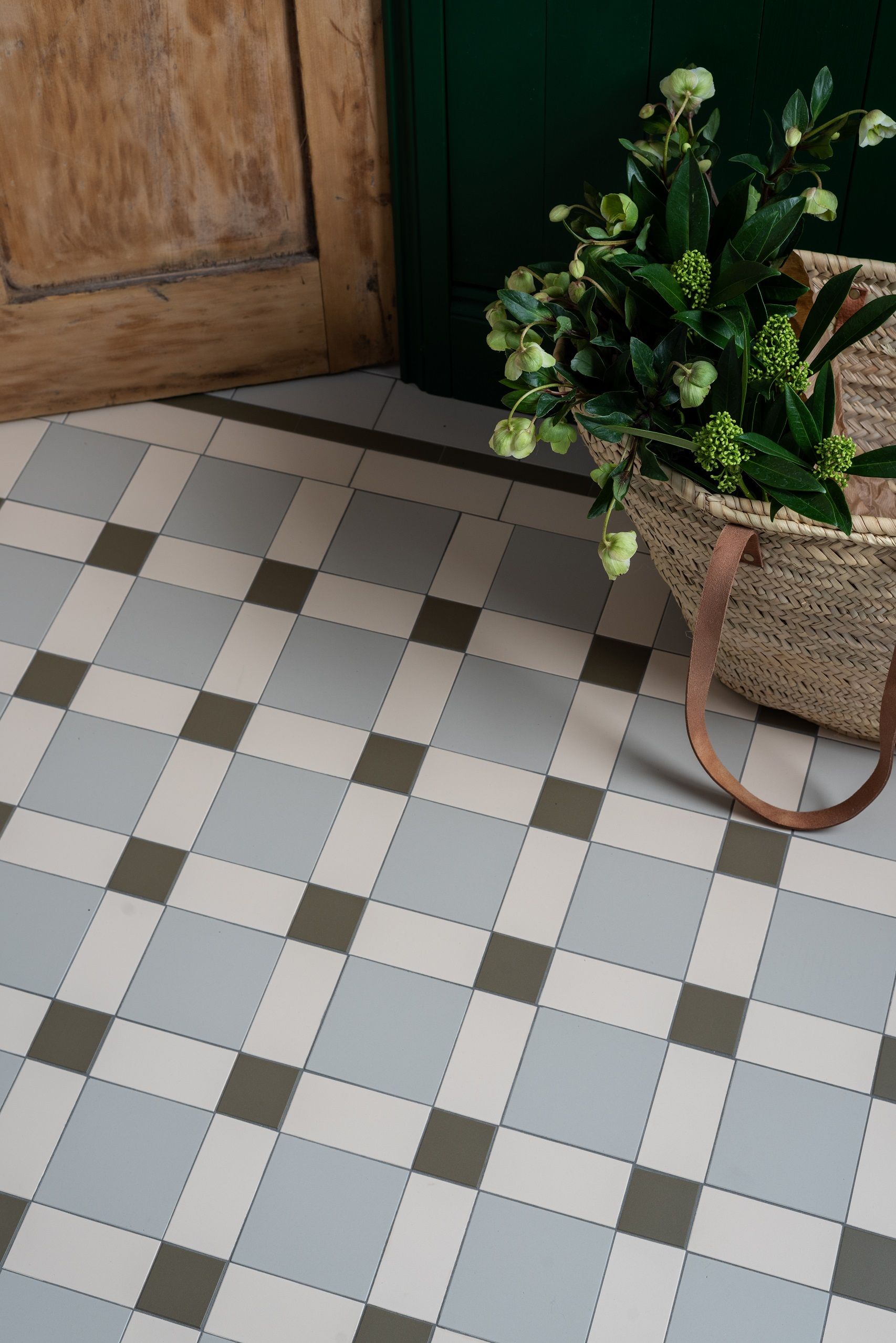 Trendy and Stylish Bathroom Floor Tiles