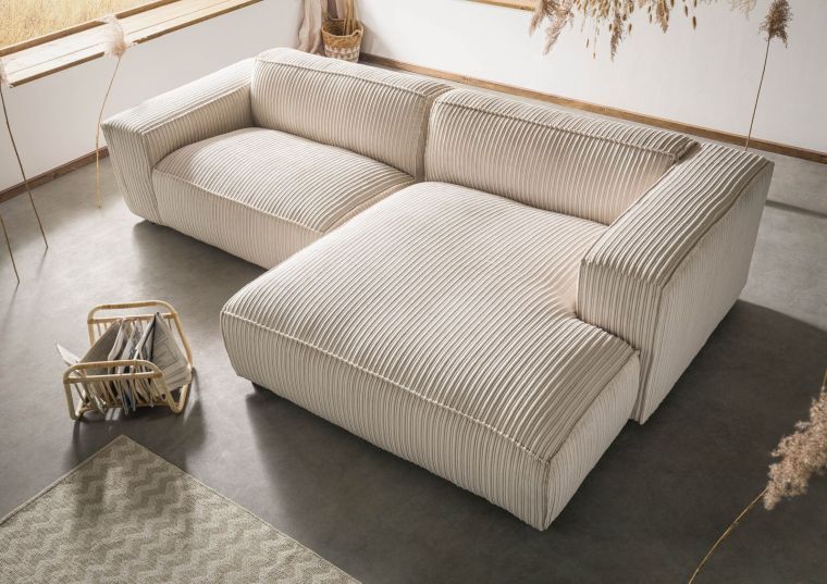 1713827060_couch-sofa.jpg