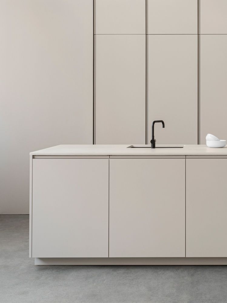 1713829796_kitchen-countertops-modern.jpg