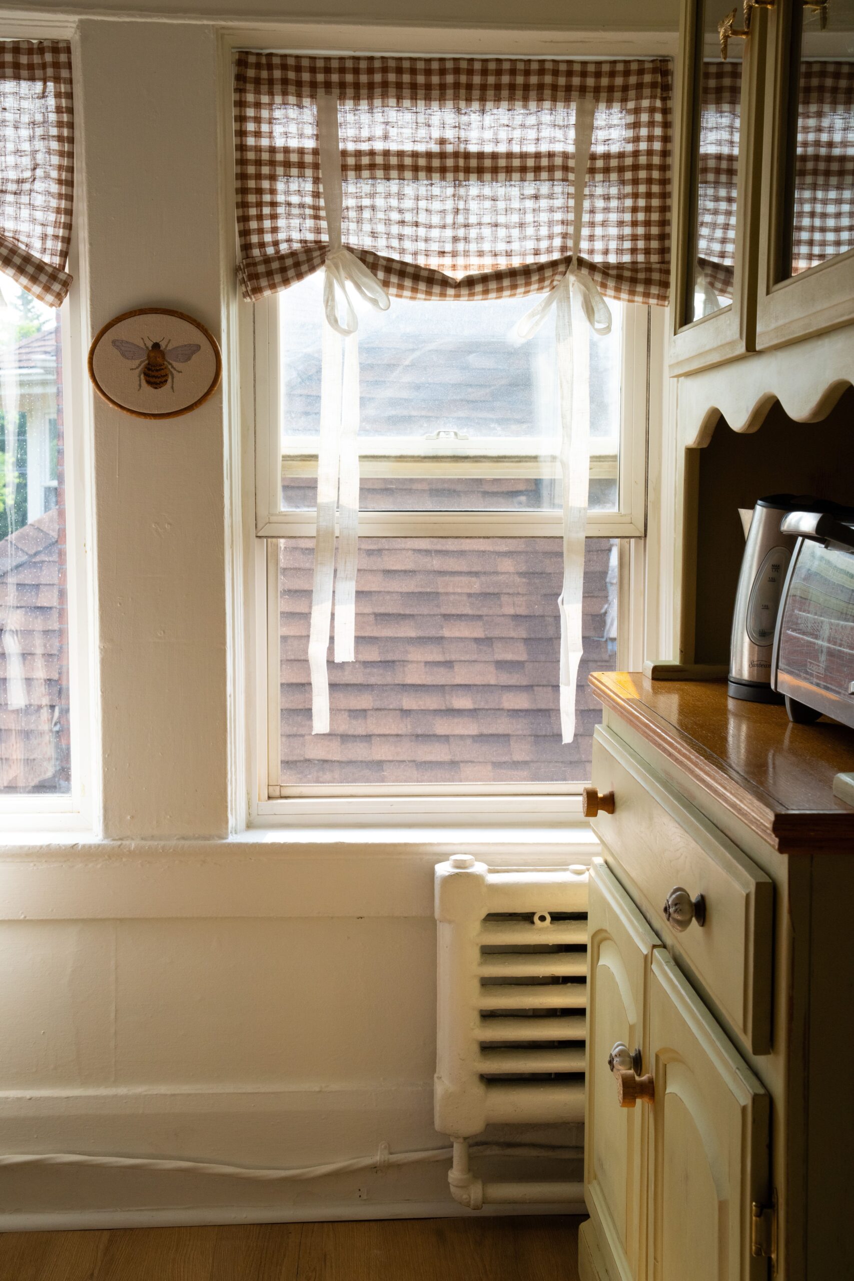 Maximizing Space with a Kitchen Hutch