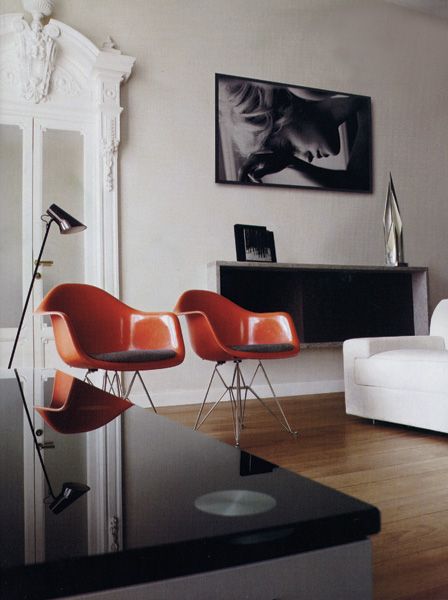 The Versatile Beauty of Plastic Armchairs