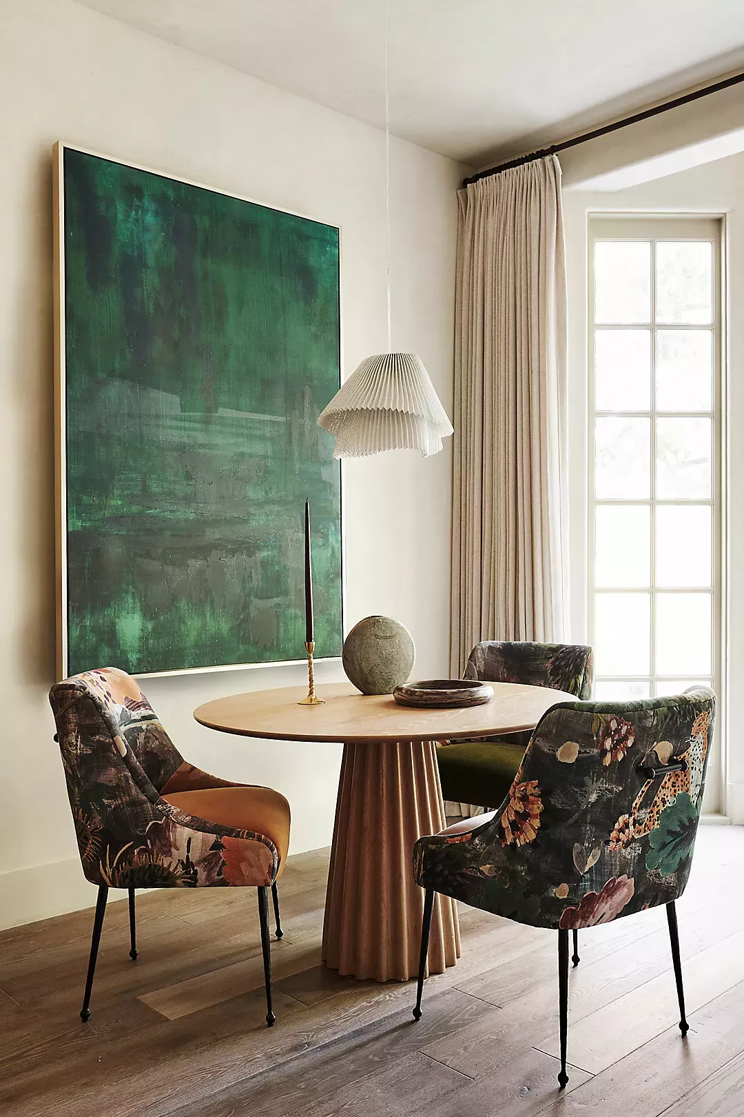 The Elegance of Upholstered Dining Chairs