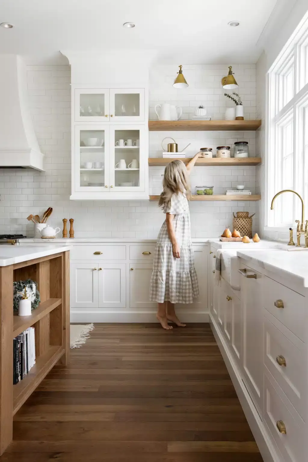 The Timeless Allure of White Kitchens