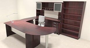 Versatile desks for home and office: space-saving solutions!