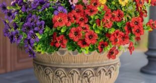 Vibrant Artificial Flowers for Year-Round Decoration