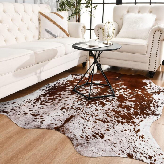 Why We Love the Easycozy Faux Cowhide Rug for Cozy Spaces