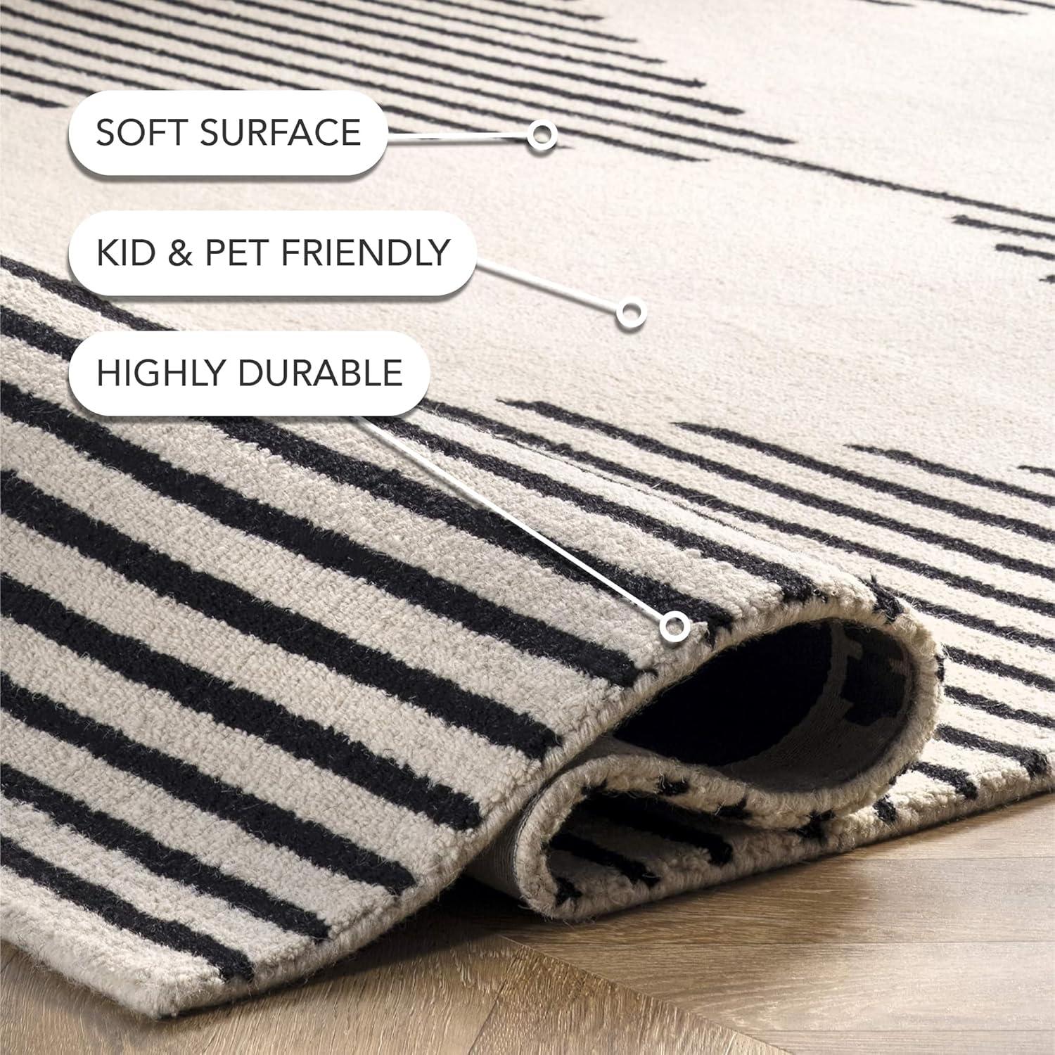 Our Honest Take on the nuLOOM Flynn Wool Rug's Timeless Charm