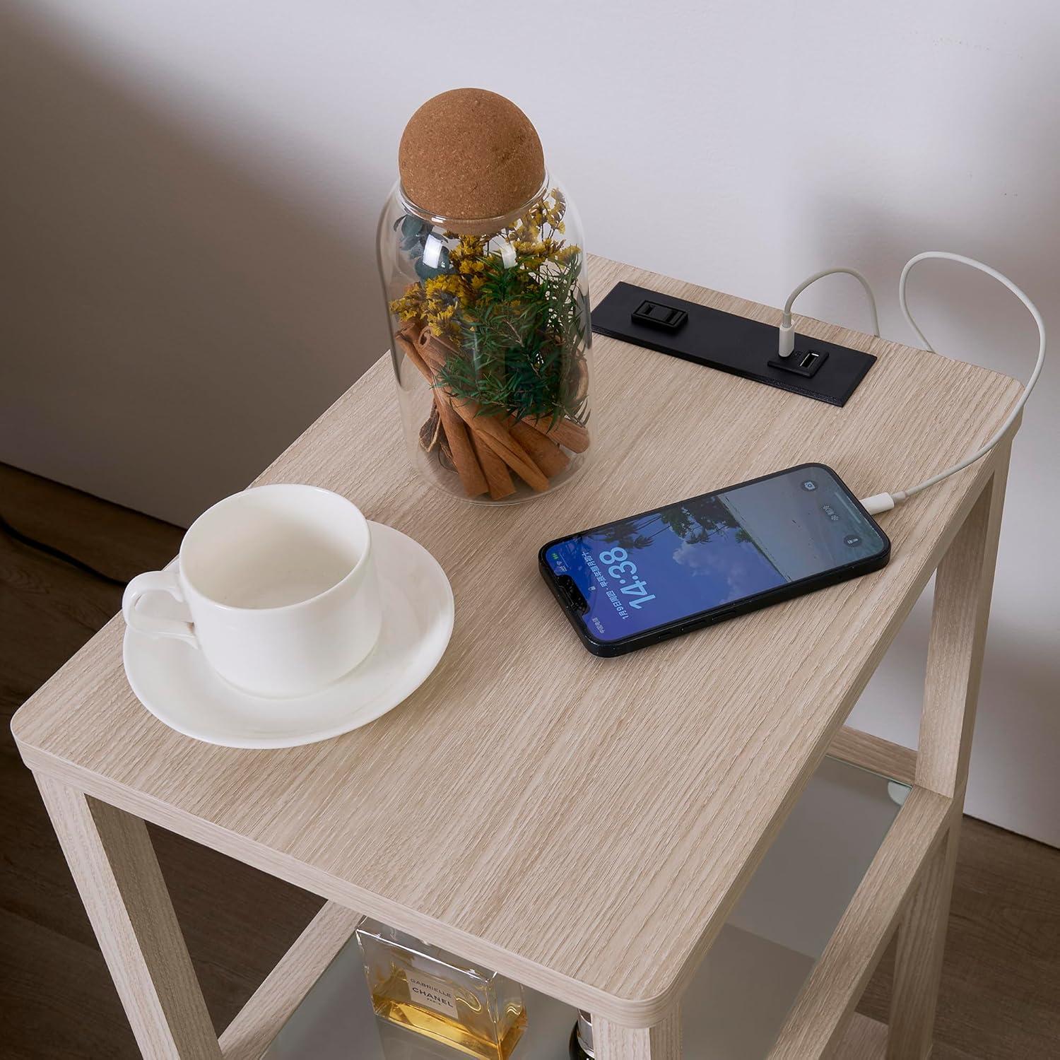 Our Honest Take: FENLO Nightstand's Stylish Lighting & Charging Perks