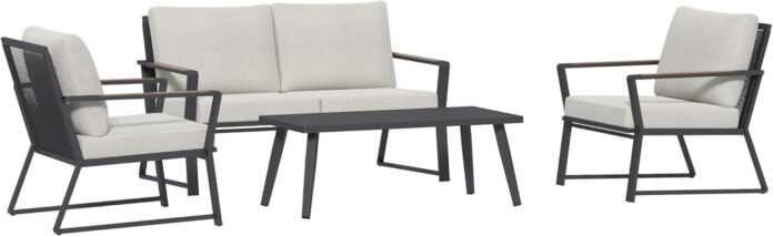 How Our 4-Piece Outdoor Set Transformed Our Relaxation Space