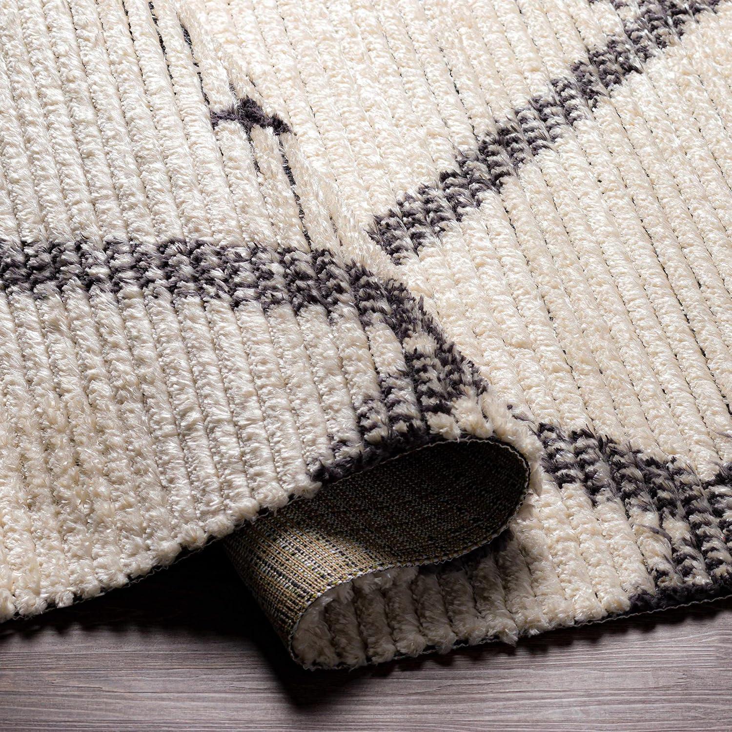 Our‌ Take on the BoutiqueRugs Shae Bohemian Rug: Stylish ⁣&⁤ Soft