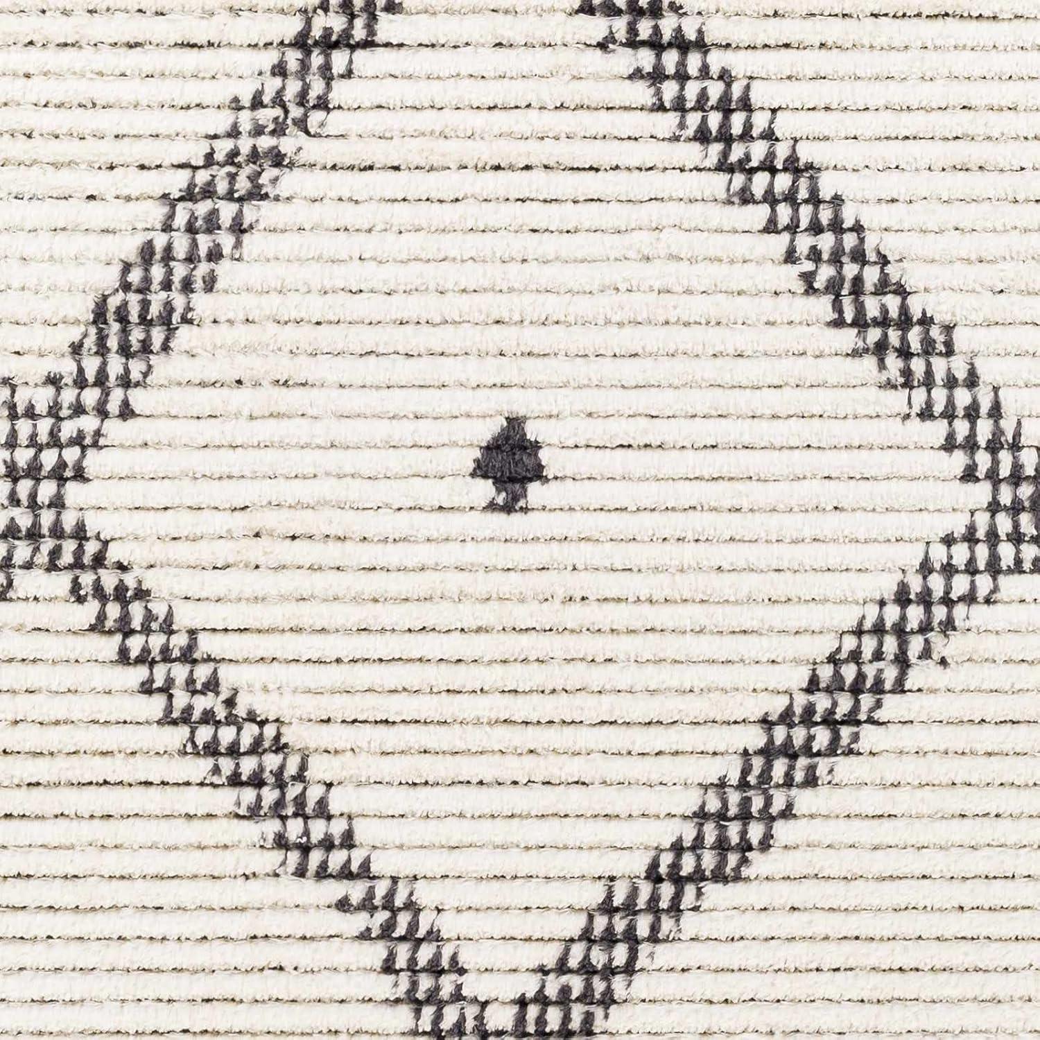 Our Take on the BoutiqueRugs Shae Bohemian Rug: Stylish & Soft