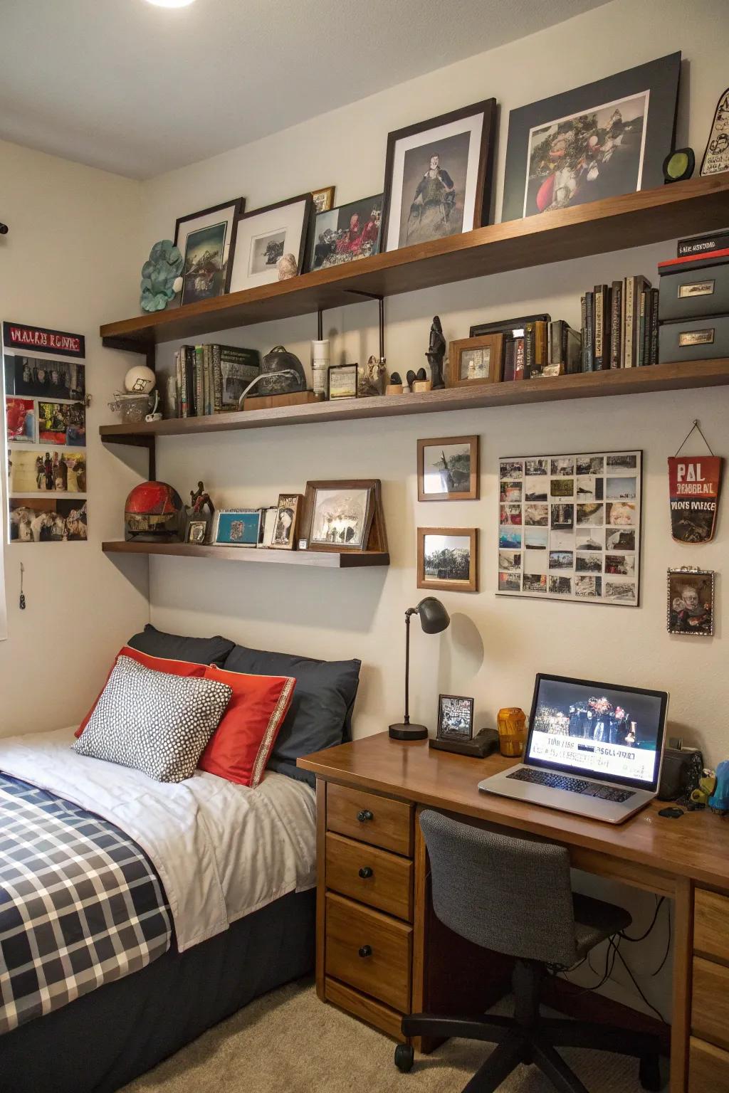 Personal keepsakes and photos add a unique story to this teen boy’s room.