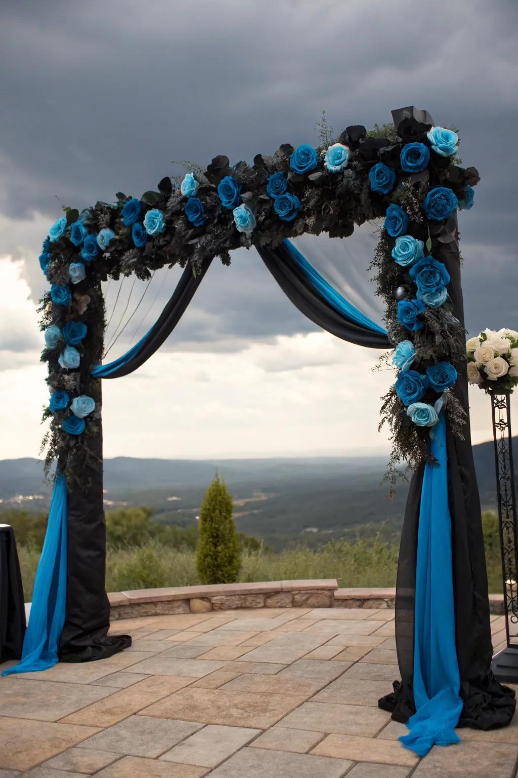 Bold ceremony arch decorated in black and blue.
